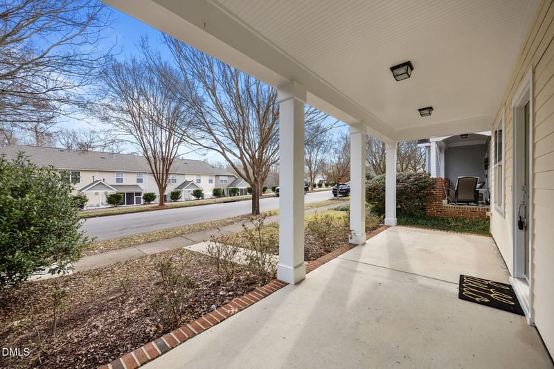 2817 Falls River Ave, Raleigh, NC 27614