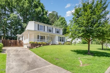 2817 Henslowe Dr, Raleigh, NC 27603