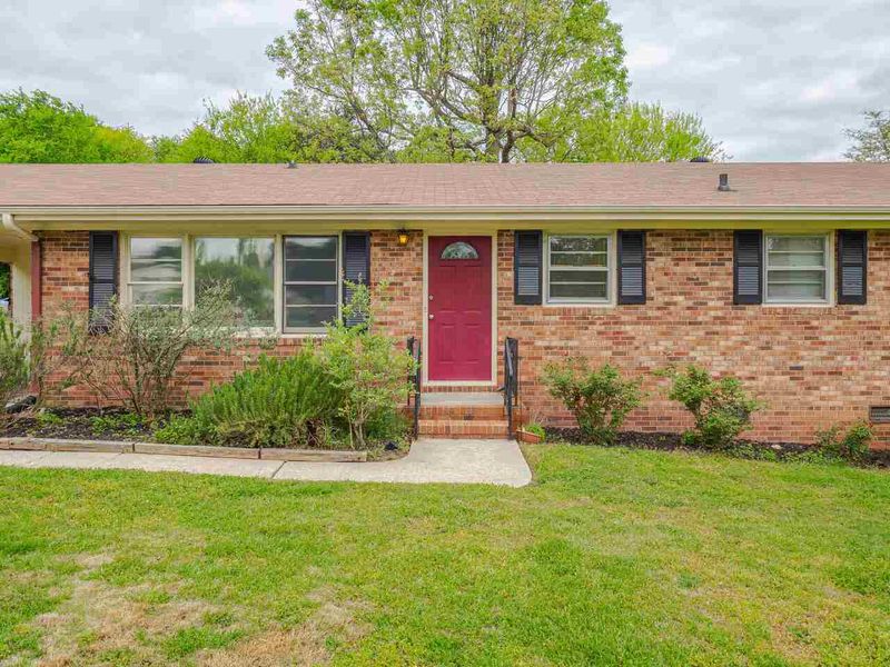 2817 Mars St, Raleigh, NC 27604