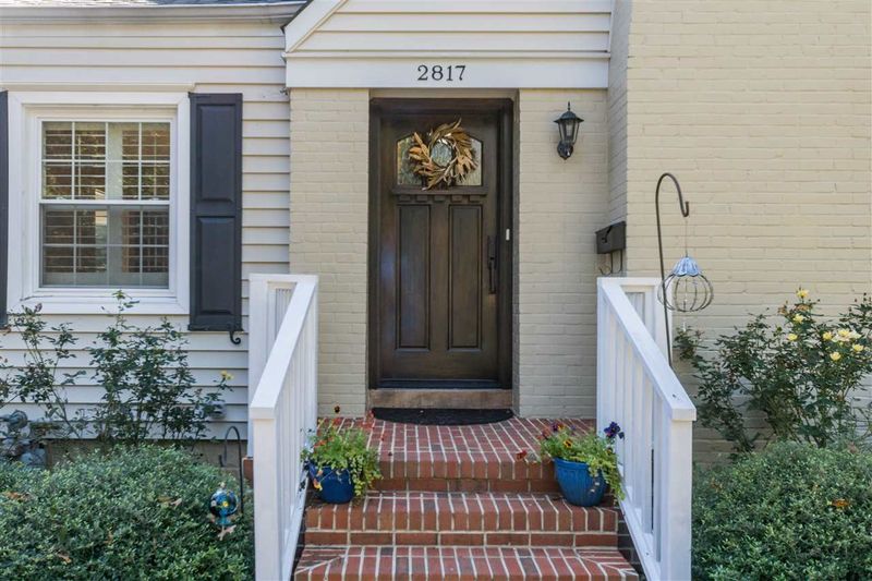 2817 Mayview Rd, Raleigh, NC 27607