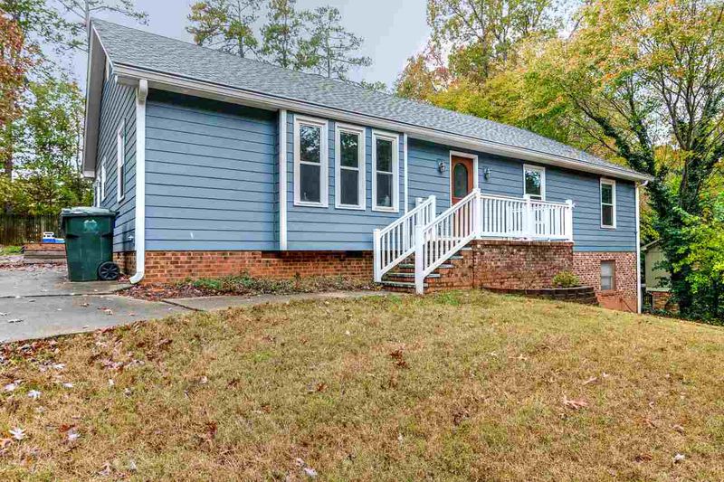 2817 Old Orchard Rd, Raleigh, NC 27607