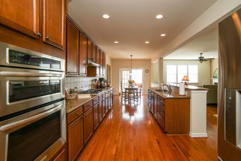 2818 Armadale Ln, Raleigh, NC 27616