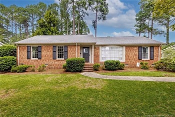 2818 Millbrook Rd, Fayetteville, NC 28303