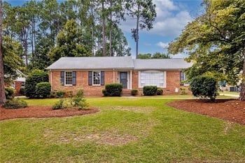 2818 Millbrook Rd, Fayetteville, NC 28303