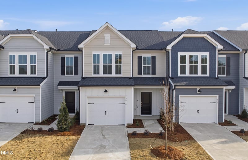 2818 Rodeo Ct, Willow Springs, NC 27592