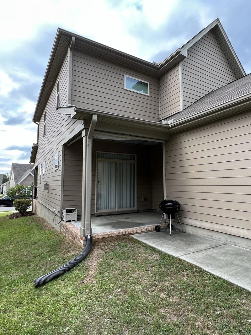 2819 Haw River Trl, Apex, NC 27502
