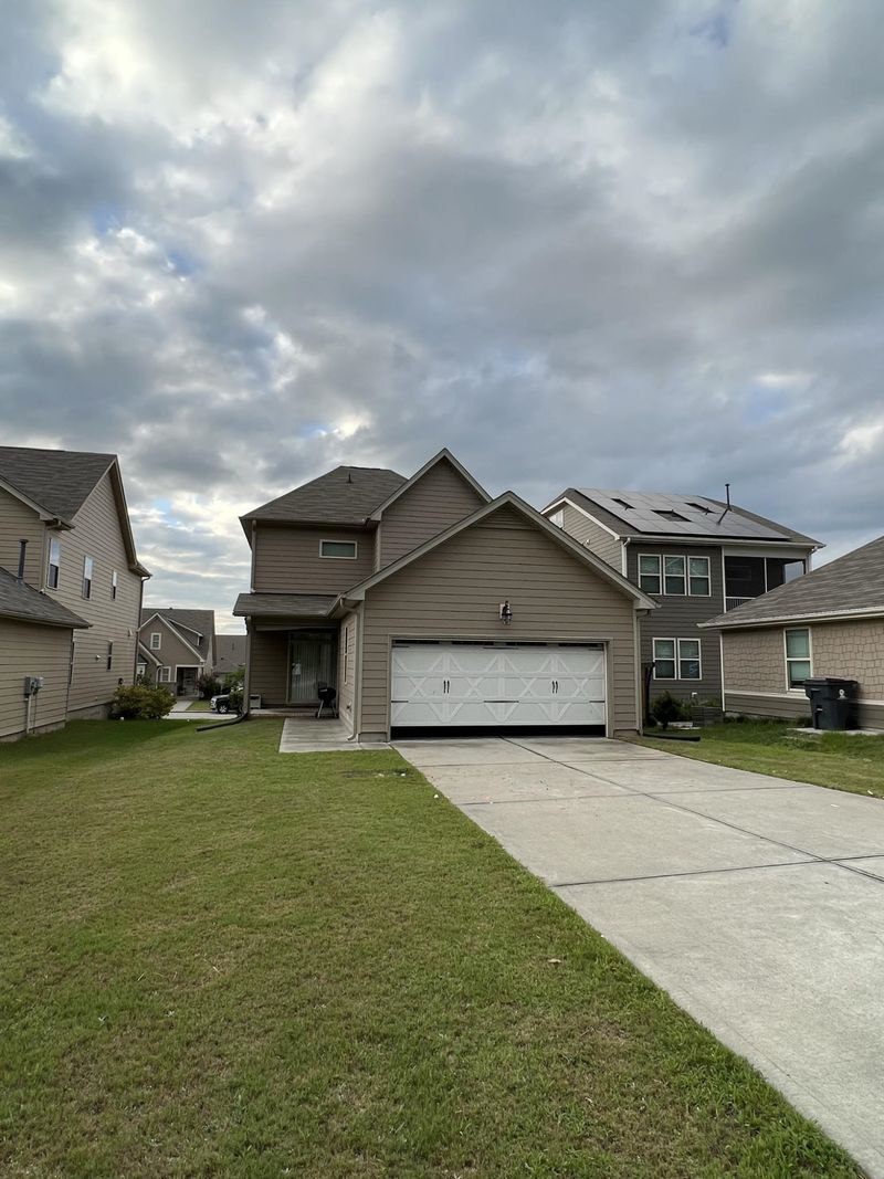 2819 Haw River Trl, Apex, NC 27502