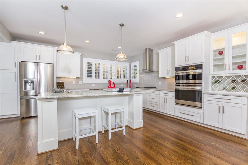 2819 Oberry St, Raleigh, NC 27607