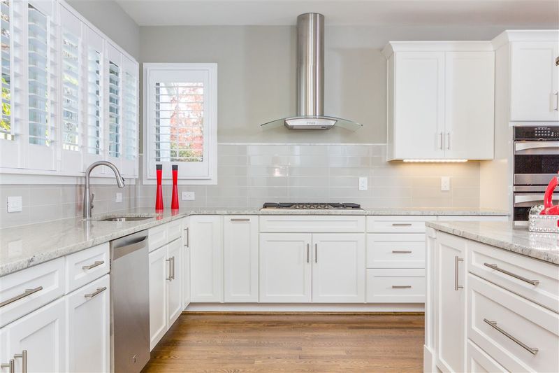 2819 Oberry St, Raleigh, NC 27607