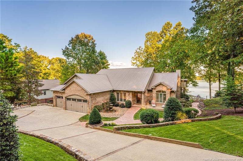 282 Fairway Ln, Sanford, NC 27332