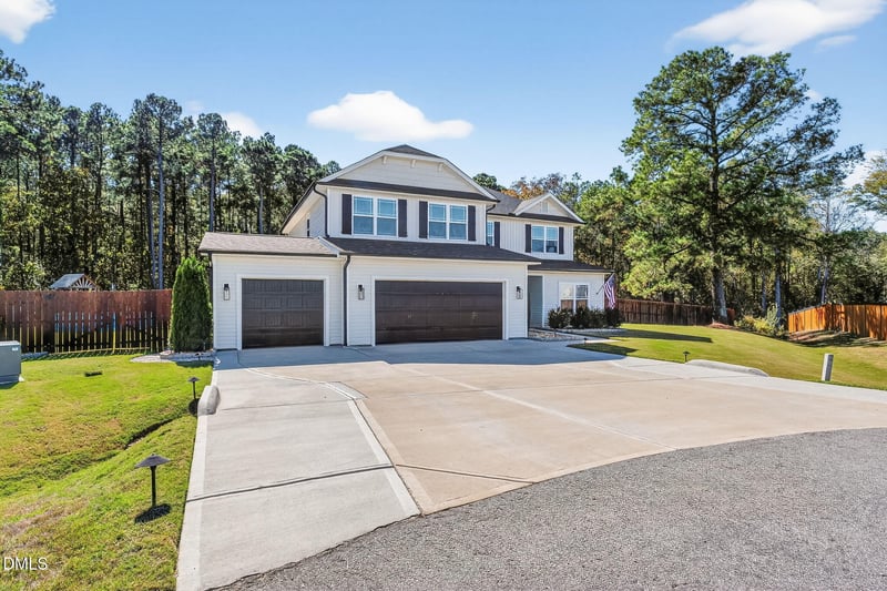 282 Raptor Dr, Smithfield, NC 27577