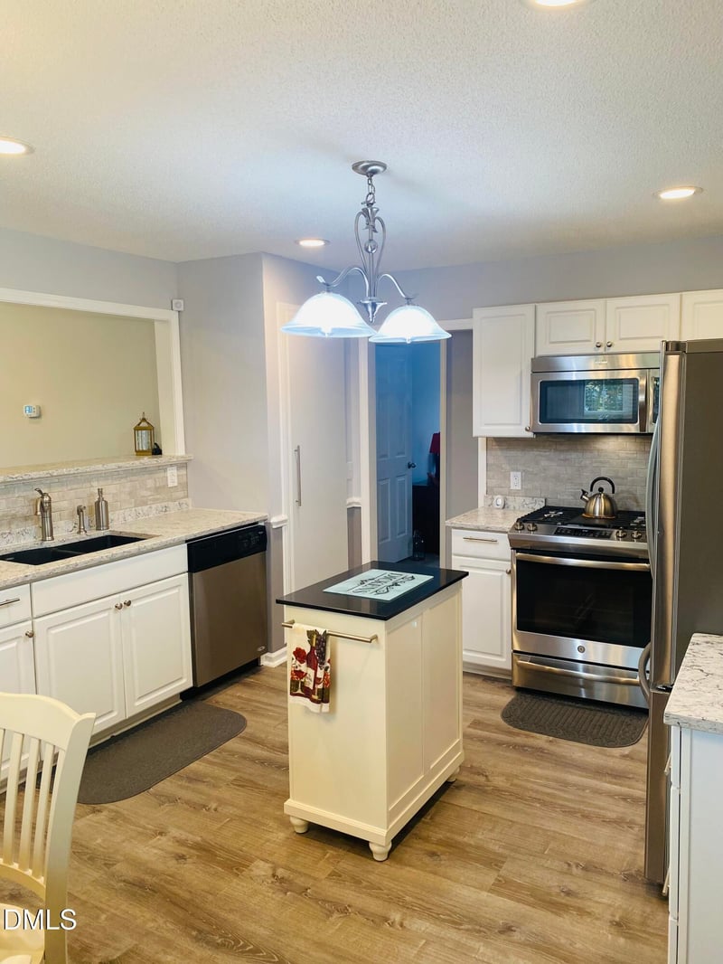 282 Vuncannon Dr, Fuquay Varina, NC 27526