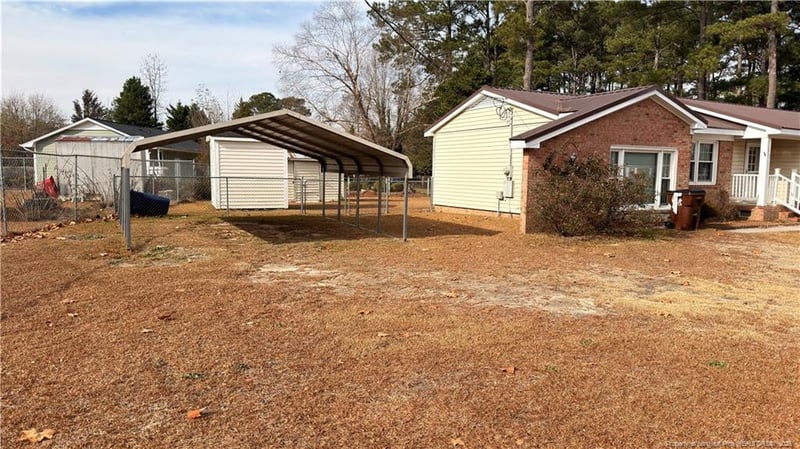 2820 Cemetery Rd, Sanford, NC 27332