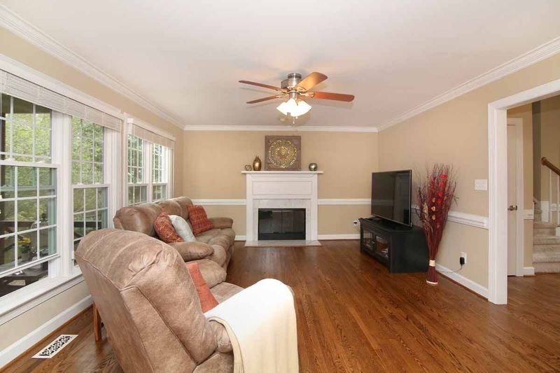 2820 Dahlgreen Rd, Raleigh, NC 27615