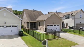 2820 Haw River Trl, Apex, NC 27502