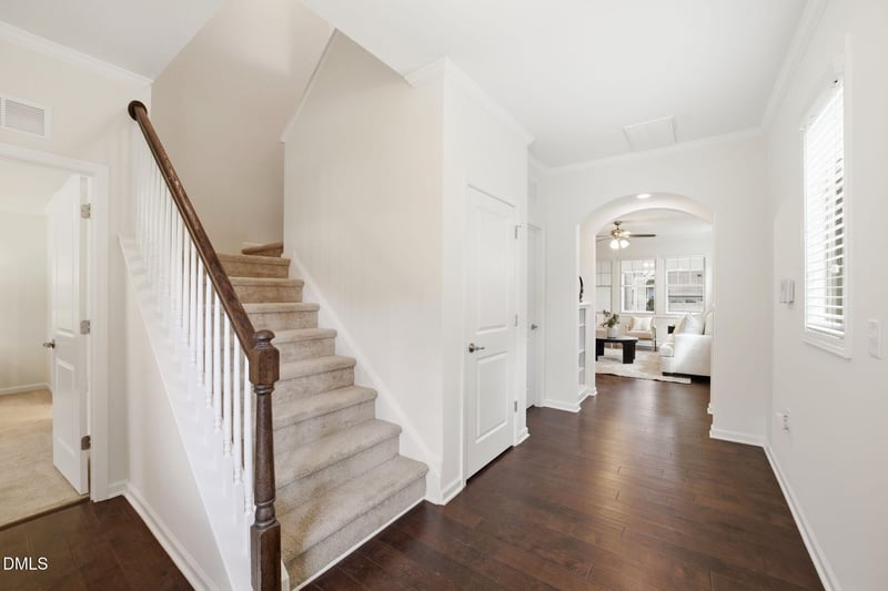 2820 Haw River Trl, Apex, NC 27502
