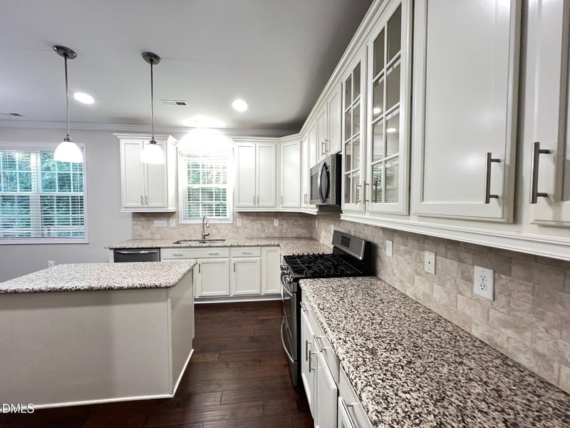 2820 Lumber River Trl, Apex, NC 27502