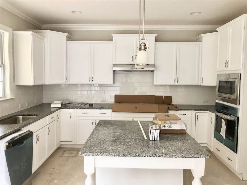 2820 Rileys Pond Dr, Apex, NC 27502