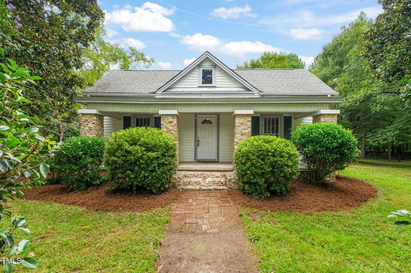 2821 Cheek Rd, Durham, NC 27704