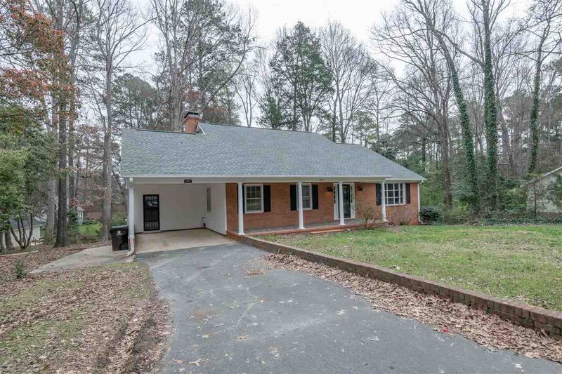 2821 Chippendale Trl, Sanford, NC 27330