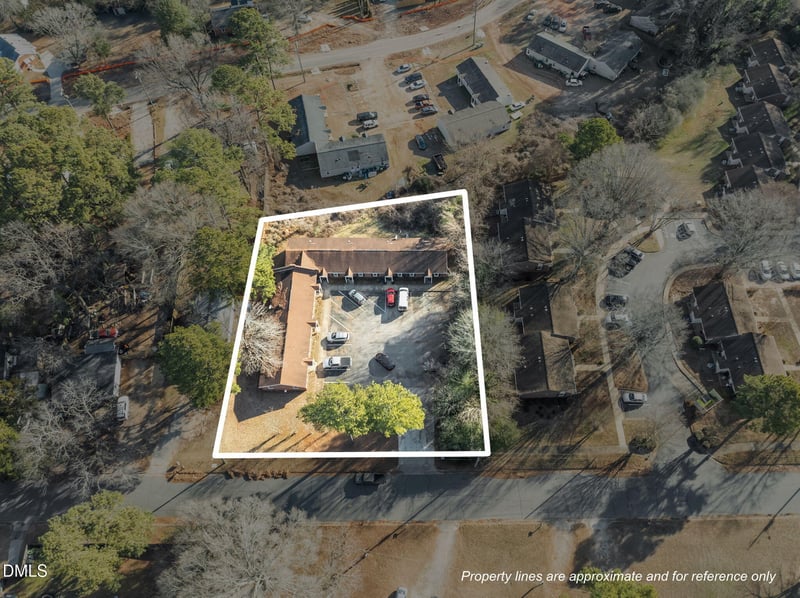 2821 Club Plaza Rd, Raleigh, NC 27603