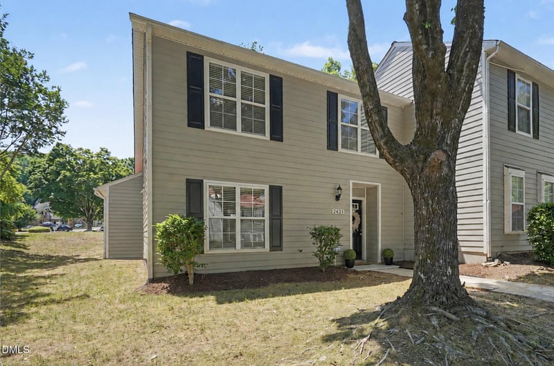 2821 Crestscene Trl, Raleigh, NC 27603