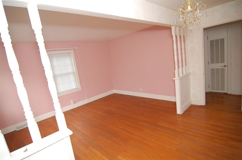 2821 Ellis Rd, Durham, NC 27703