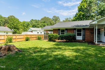 2821 Regent Park Ln, Burlington, NC 27217