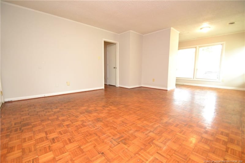 2823 Croydon St, Raleigh, NC 27610