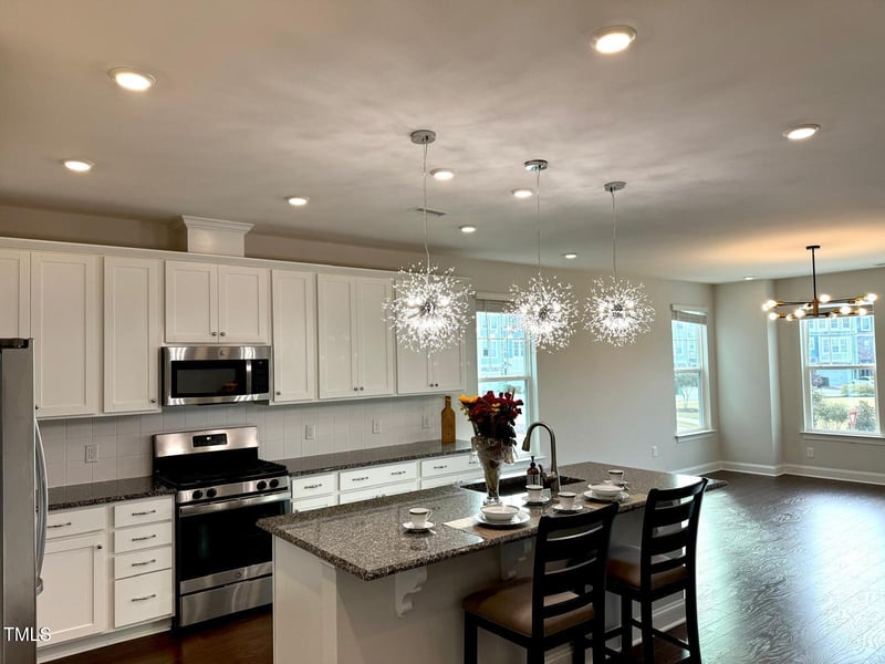2823 Dallas Valley Ln, Apex, NC 27502