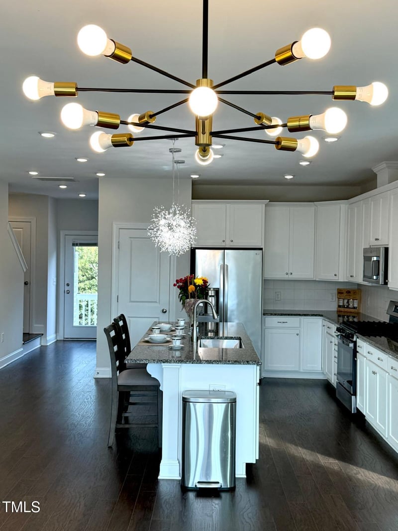 2823 Dallas Valley Ln, Apex, NC 27502