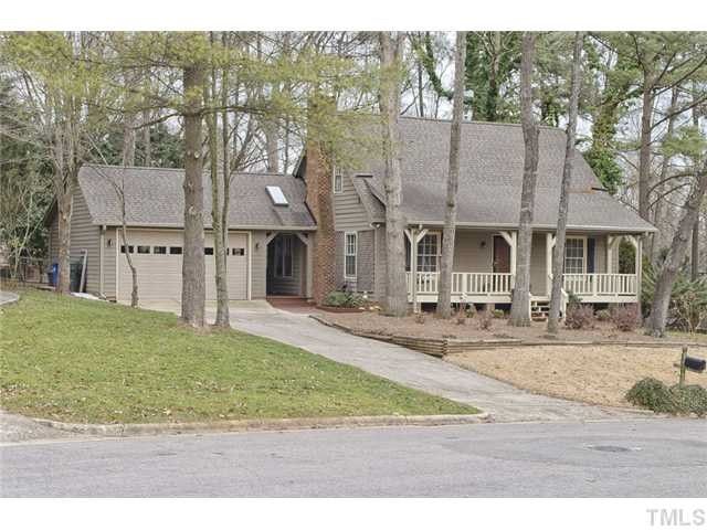 2824 Pidgeon Hill Rd, Raleigh, NC 27613
