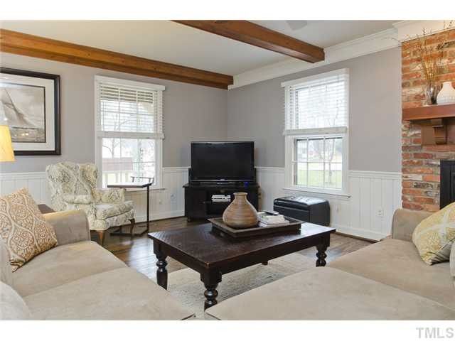2824 Pidgeon Hill Rd, Raleigh, NC 27613