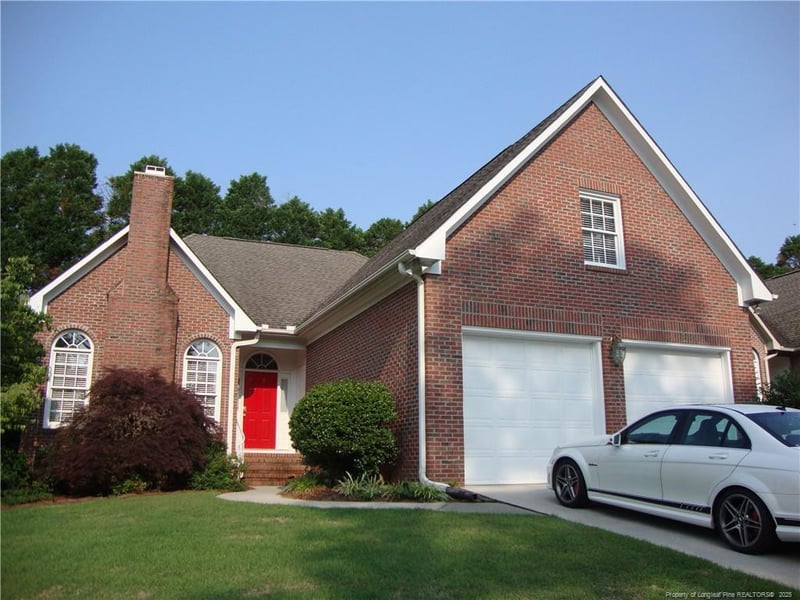 2825 Briarcreek Pl, Fayetteville, NC 28304
