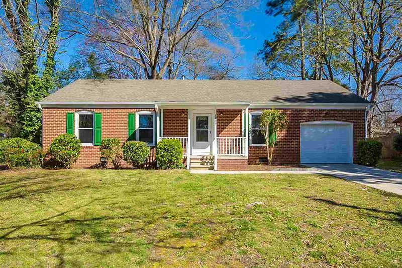 2825 Gladstone Dr, Raleigh, NC 27610