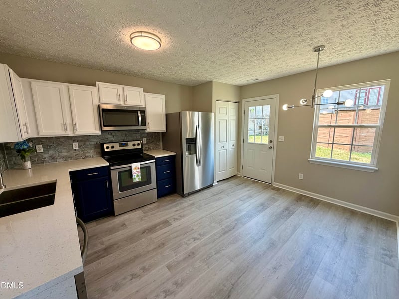2825 Midway Park Ct, Raleigh, NC 27610