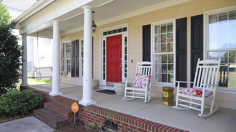 2825 Oak Bridge Dr, Raleigh, NC 27610