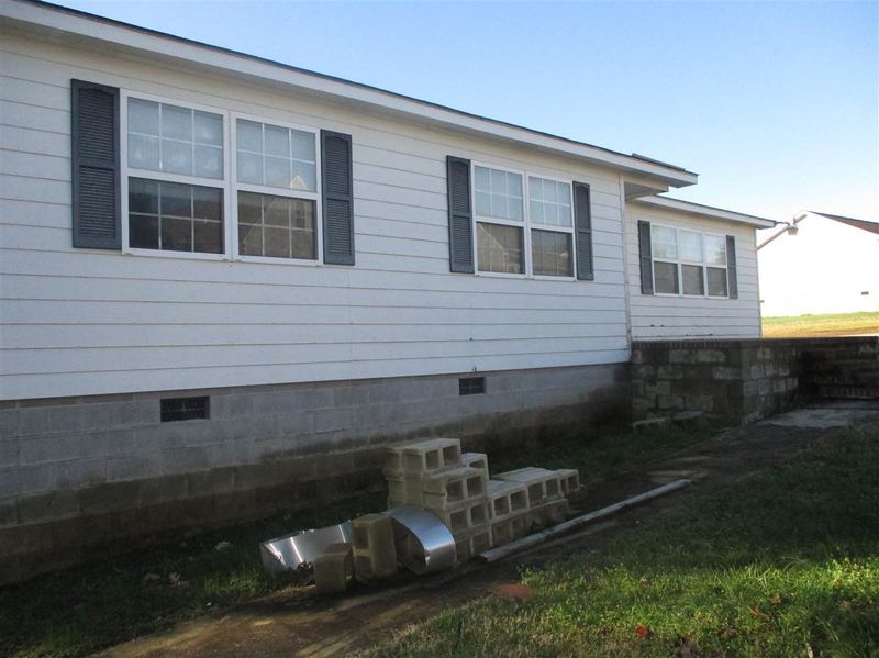 2825 Old Williams Rd, Raleigh, NC 27610
