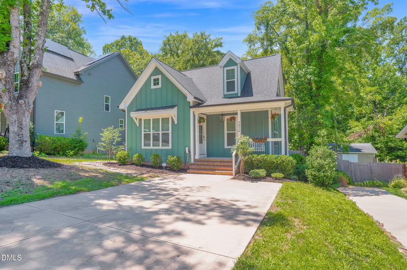 2826 Beechwood Dr, Durham, NC 27707
