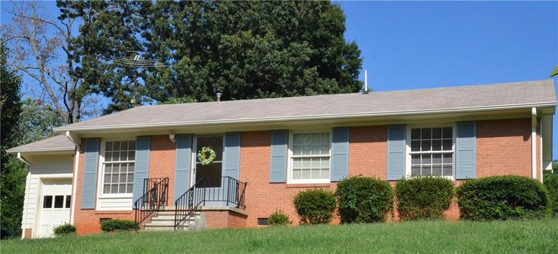 2826 Westchester Dr, Burlington, NC 27217