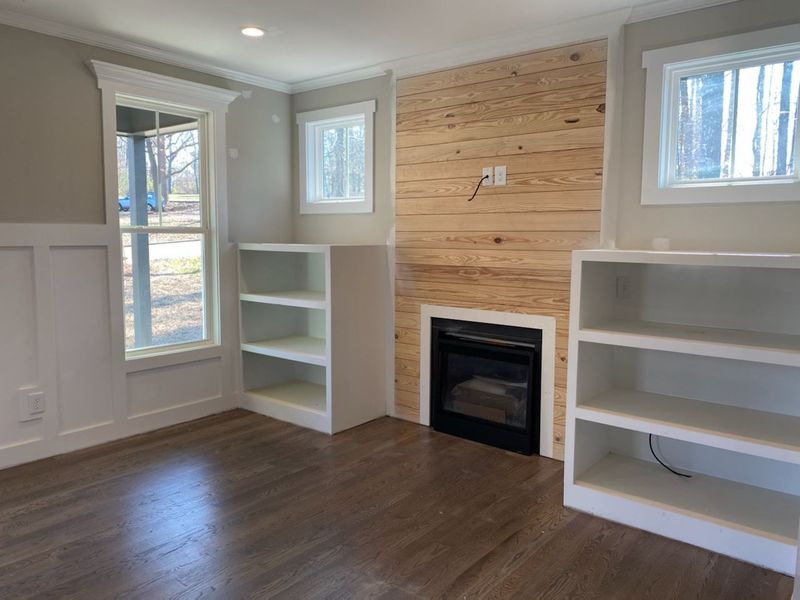 2828 Beechwood Dr, Durham, NC 27707
