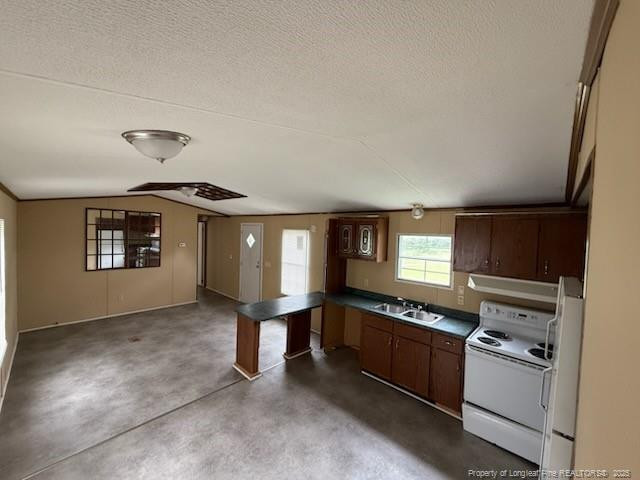 2828 Chimeny Brooke Rd, Fayetteville, NC 28312