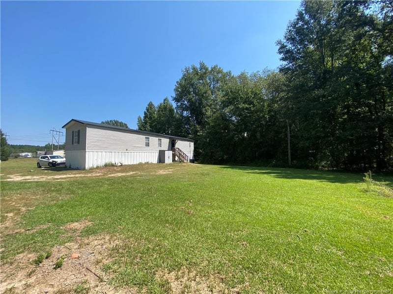 2828 Chimney Brook Rd, Fayetteville, NC 28312