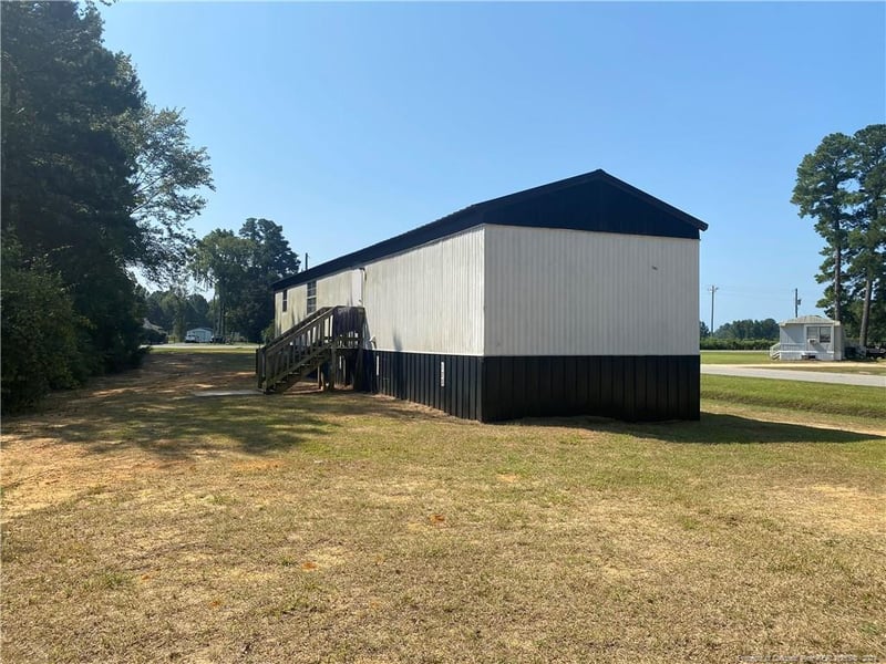 2828 Chimney Brook Rd, Fayetteville, NC 28312
