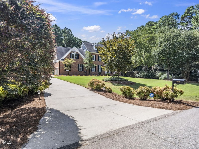 2828 Croix Pl, Raleigh, NC 27614