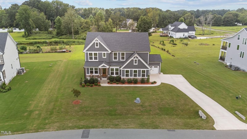 2829 Arrowsmith Dr, Fuquay Varina, NC 27526