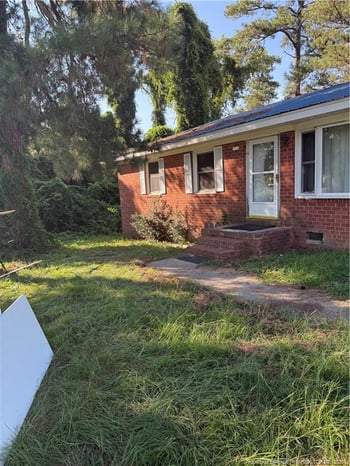 2829 Brookhaven Dr, Sanford, NC 27330