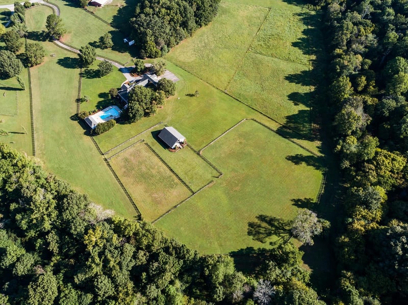 2829 Horsemans Ridge Dr, Clayton, NC 27520