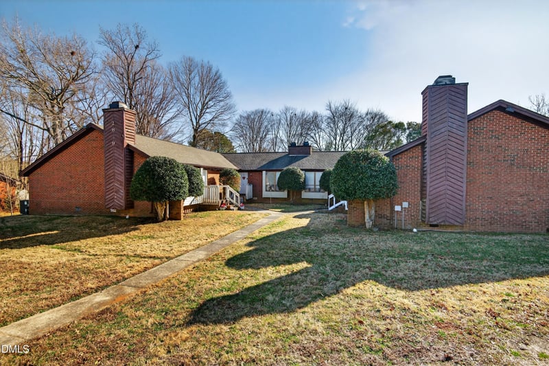 2829 Seclusion Ct, Raleigh, NC 27612