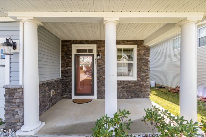 283 Averasboro Dr, Clayton, NC 27520